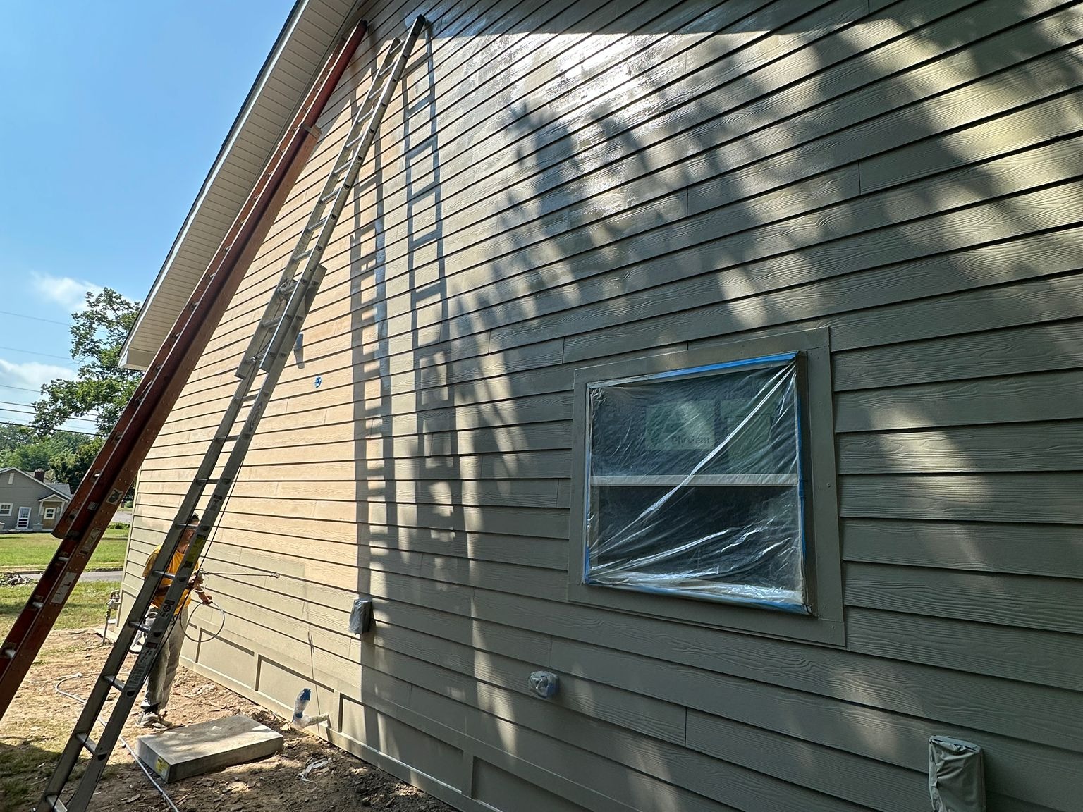 Moonland Construction LLC