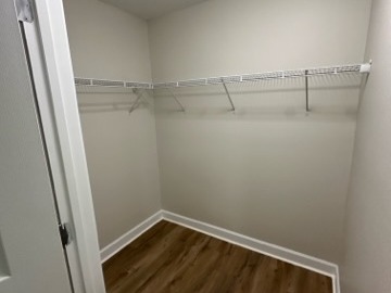 Moonland Construction LLC