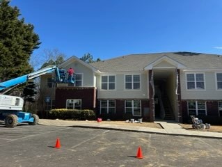 Moonland Construction LLC