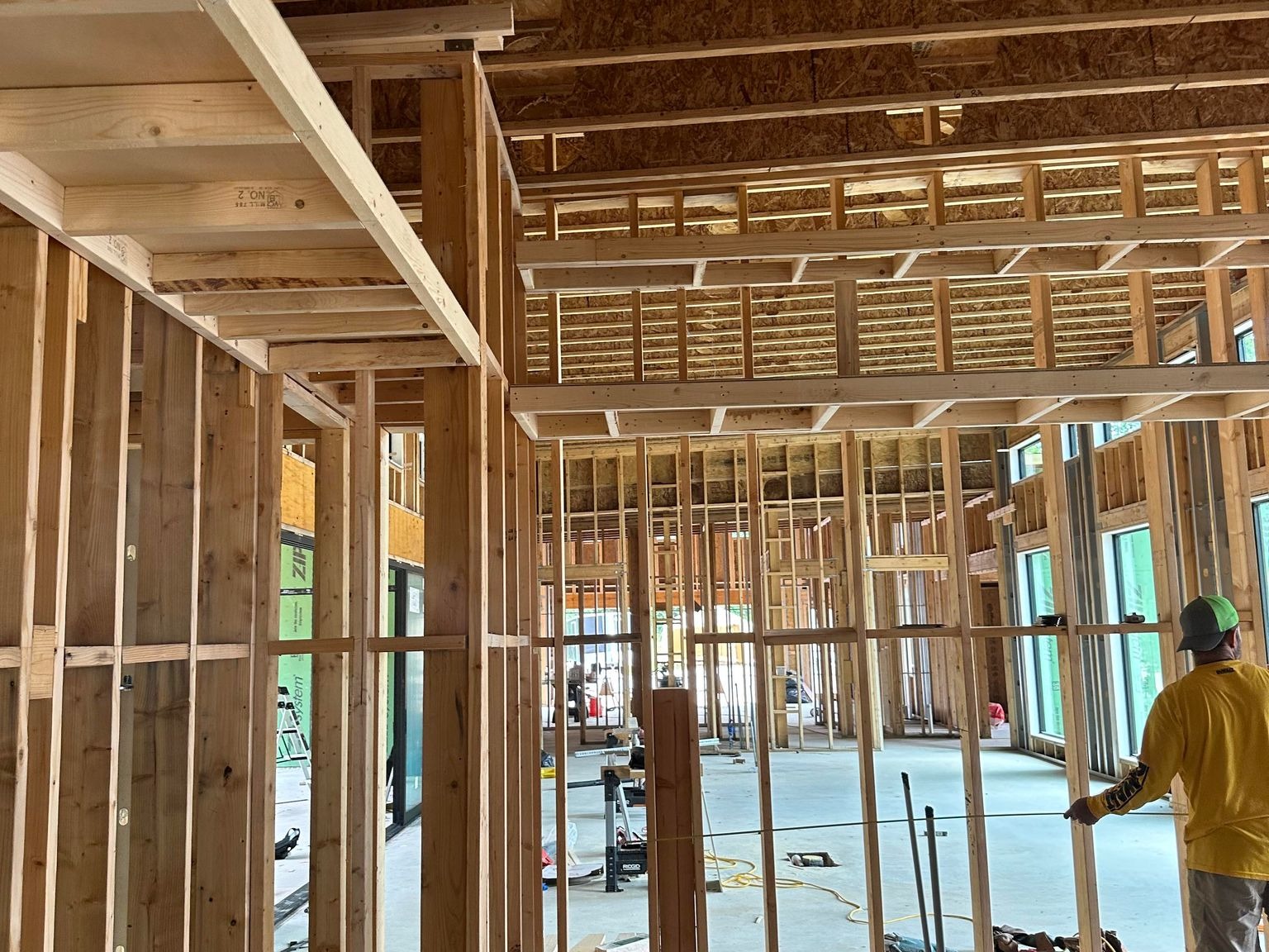 Moonland Construction LLC